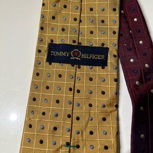 Vintage Tommy Hilfiger Gold and Burgundy Polkadot Silk Tie
